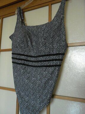 Krista One-Piece Swimsuit. Size 22WD.